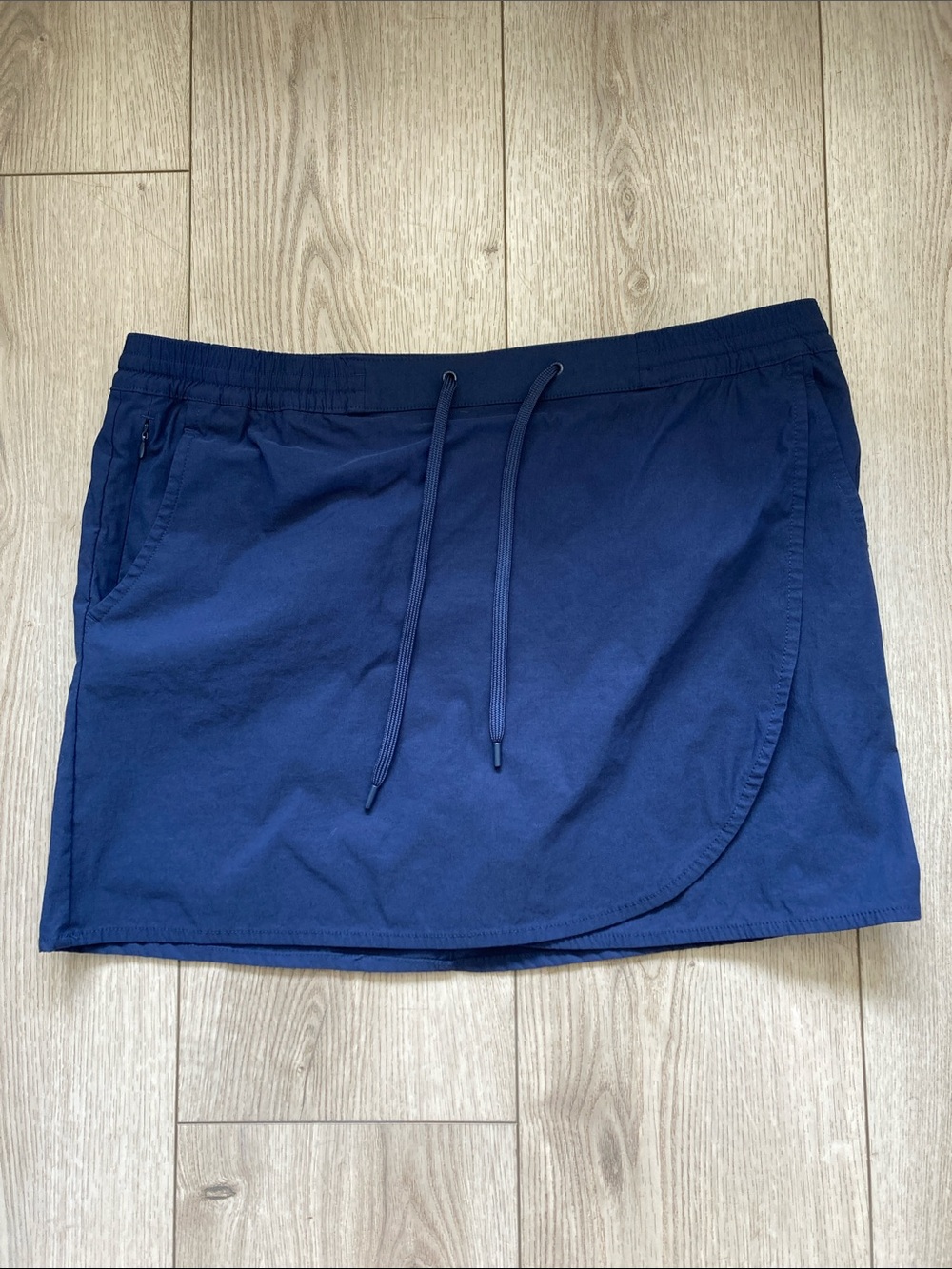 Eddie Bauer Skort Women’s XL Navy Blue Skirt with Shorts Nautical Summer Boating